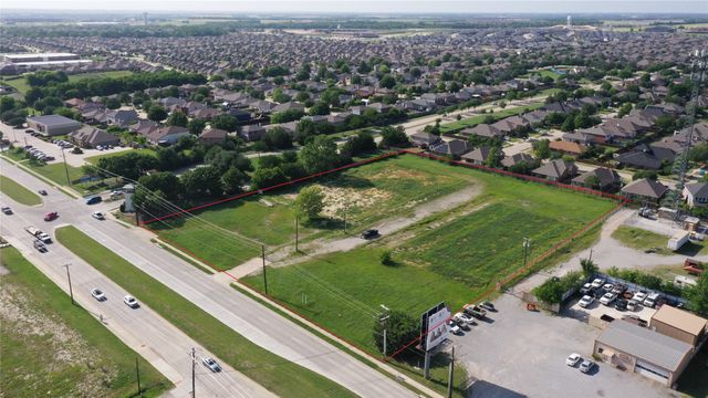 920 W White Street, Anna, TX 75409