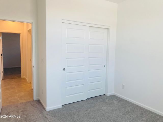 5531 S 23RD Drive, Phoenix, AZ 85041