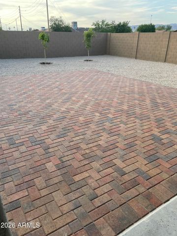 5531 S 23RD Drive, Phoenix, AZ 85041