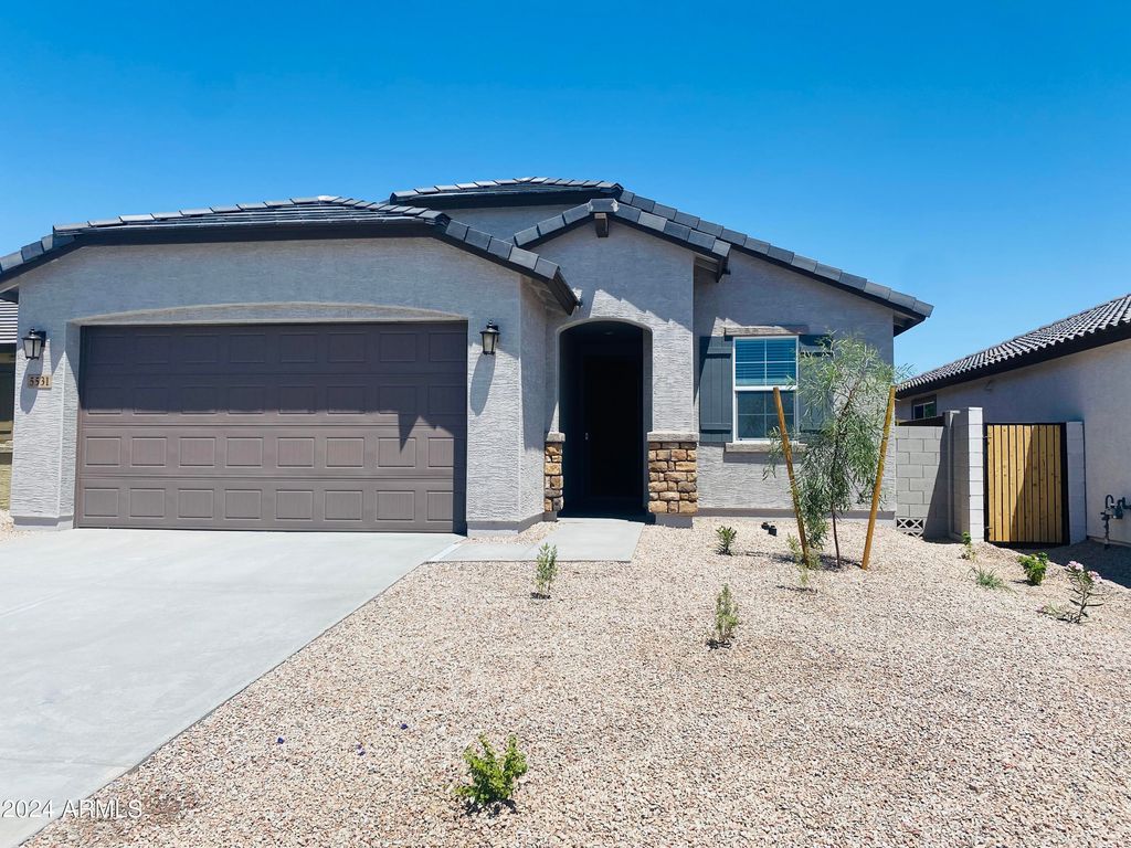 5531 S 23RD Drive, Phoenix, AZ 85041