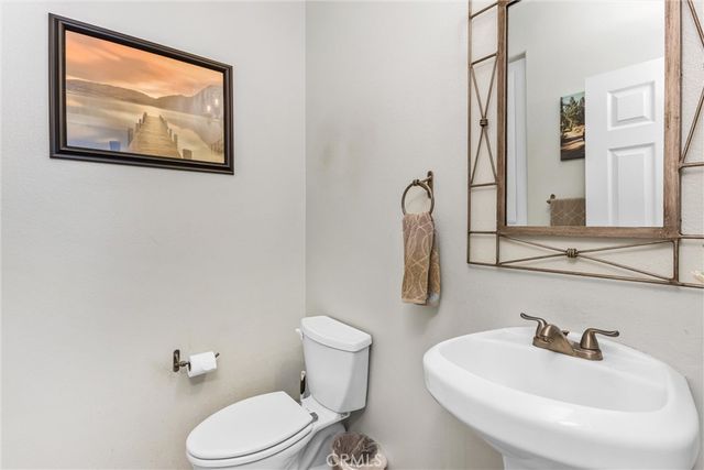 28575 Cherokee Rose, Highland, CA 92346