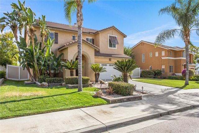 28575 Cherokee Rose, Highland, CA 92346