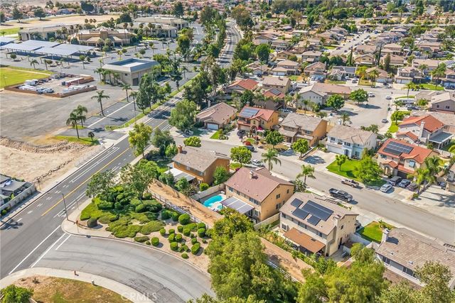 28575 Cherokee Rose, Highland, CA 92346