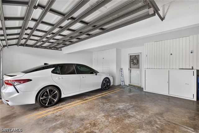 3358 Royal Canadian TRCE 3, Fort Myers, FL 33907