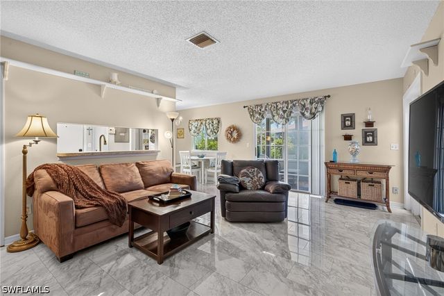 3358 Royal Canadian TRCE 3, Fort Myers, FL 33907