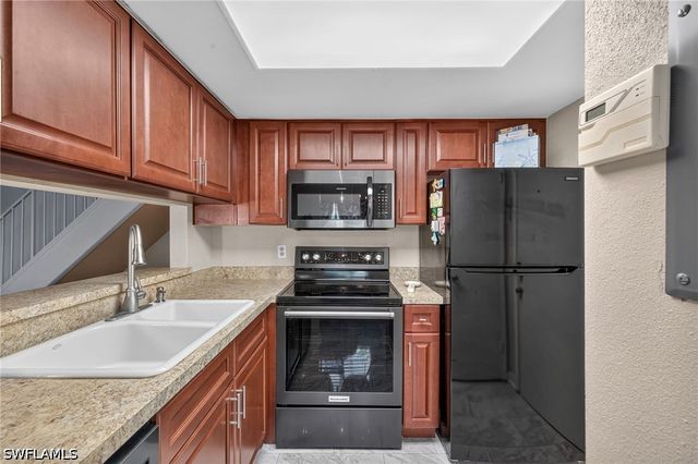 3358 Royal Canadian TRCE 3, Fort Myers, FL 33907