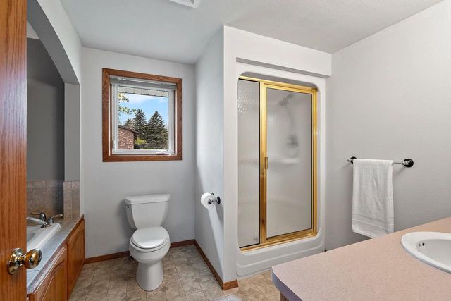 2504 STONEGATE DRIVE, Suamico, WI 54313
