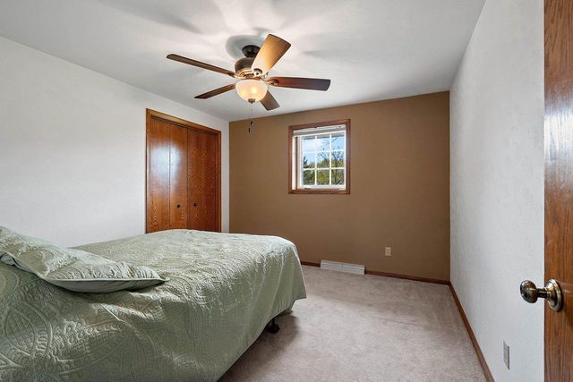 2504 STONEGATE DRIVE, Suamico, WI 54313