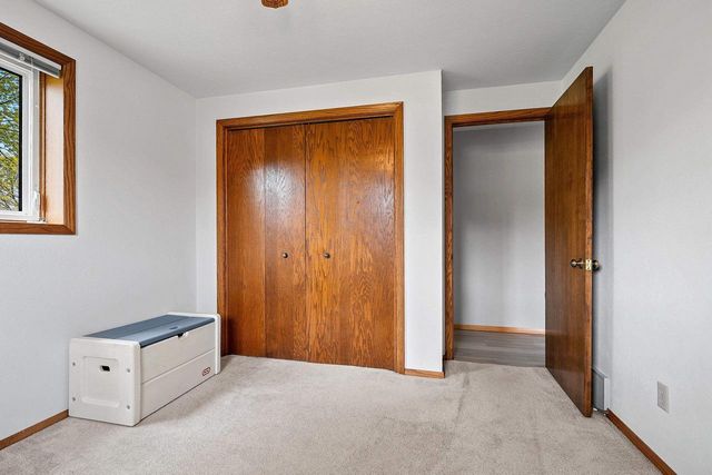2504 STONEGATE DRIVE, Suamico, WI 54313