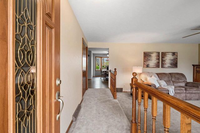 2504 STONEGATE DRIVE, Suamico, WI 54313
