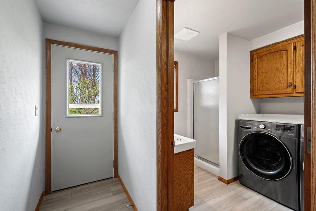 2504 STONEGATE DRIVE, Suamico, WI 54313
