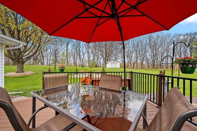 2504 STONEGATE DRIVE, Suamico, WI 54313