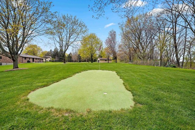 2504 STONEGATE DRIVE, Suamico, WI 54313