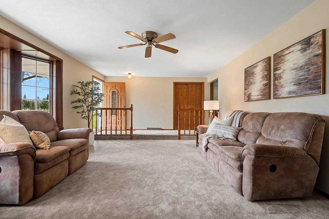 2504 STONEGATE DRIVE, Suamico, WI 54313