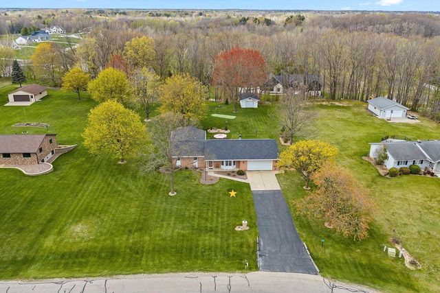 2504 STONEGATE DRIVE, Suamico, WI 54313