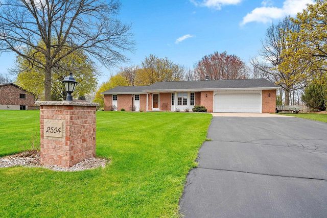 2504 STONEGATE DRIVE, Suamico, WI 54313