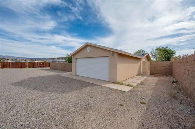 1220 Riverview Drive, Bullhead City, AZ 86442