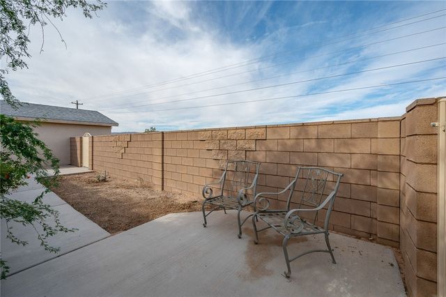 1220 Riverview Drive, Bullhead City, AZ 86442