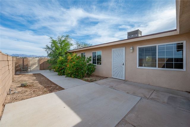 1220 Riverview Drive, Bullhead City, AZ 86442