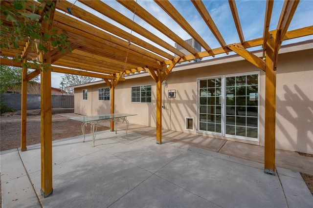 1220 Riverview Drive, Bullhead City, AZ 86442