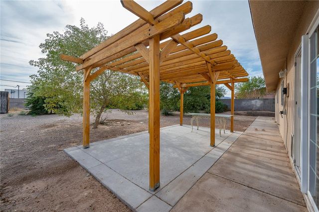 1220 Riverview Drive, Bullhead City, AZ 86442