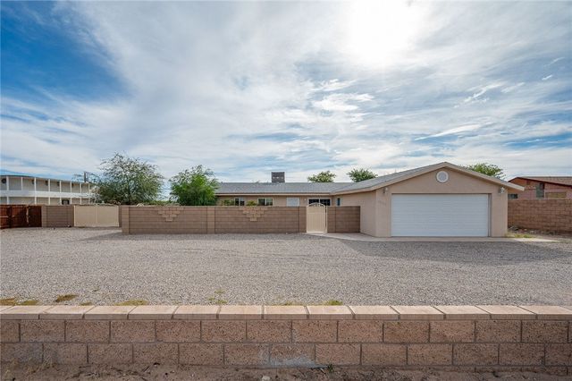 1220 Riverview Drive, Bullhead City, AZ 86442