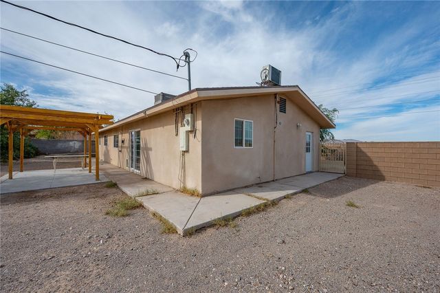 1220 Riverview Drive, Bullhead City, AZ 86442