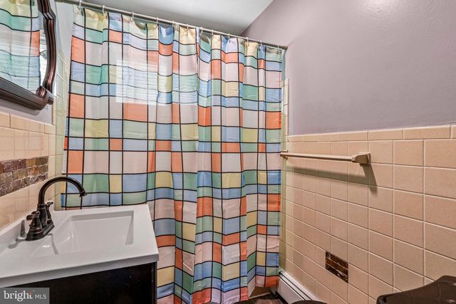 540 OLIVE ST, Warminster, PA 18974