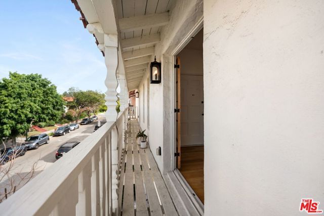 346 N Gardner Street, Los Angeles, CA 90036