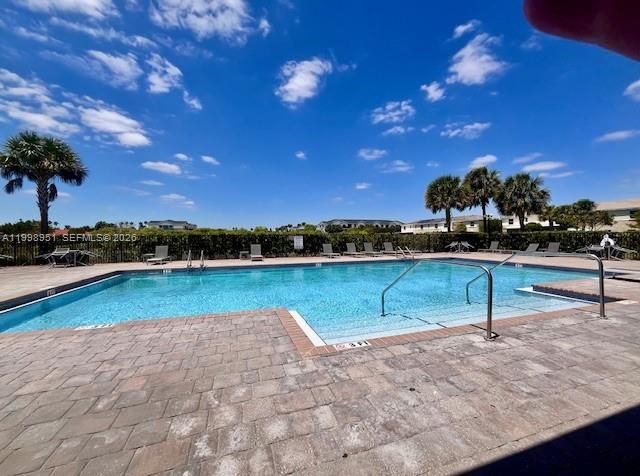 475 NE 5th Ln, Florida City, FL 33034