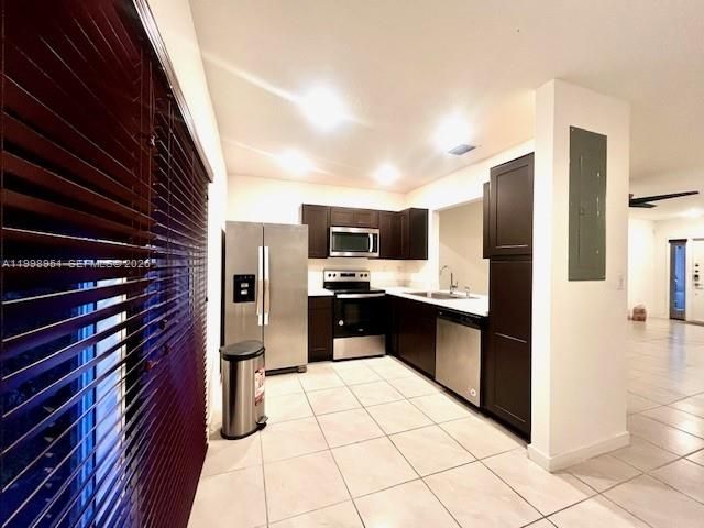 475 NE 5th Ln, Florida City, FL 33034