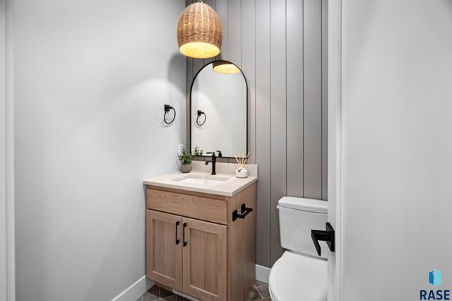 1127 E Thompson Pl Place, Tea, SD 57064