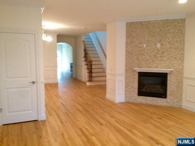 52 W Homestead Avenue A, Palisades Park, NJ 07650