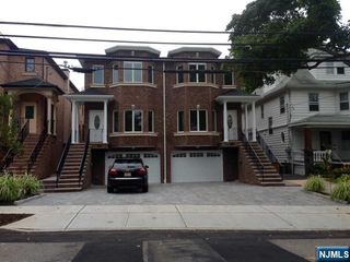 52 W Homestead Avenue A, Palisades Park, NJ 07650