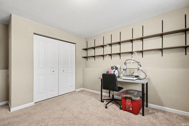 20341 Kiefer Way, South Bend, IN 46637