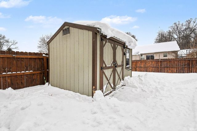 20341 Kiefer Way, South Bend, IN 46637