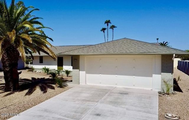 12432 W FIELDSTONE Drive, Sun City West, AZ 85375