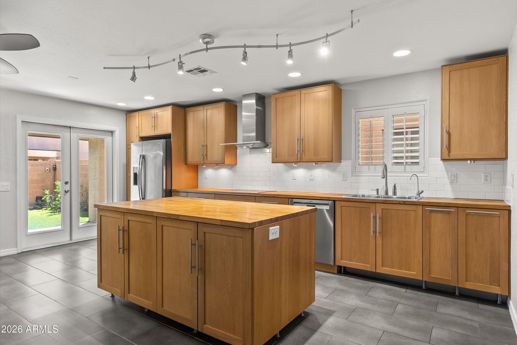 15649 N 29TH Place, Phoenix, AZ 85032