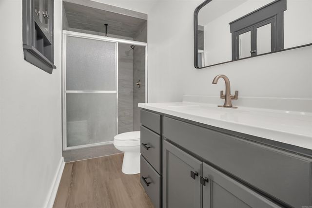 65 Pinter Ln, Morrilton, AR 72110