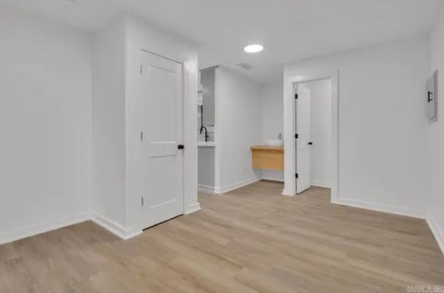 65 Pinter Ln, Morrilton, AR 72110