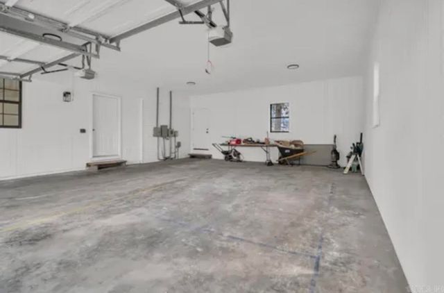 65 Pinter Ln, Morrilton, AR 72110