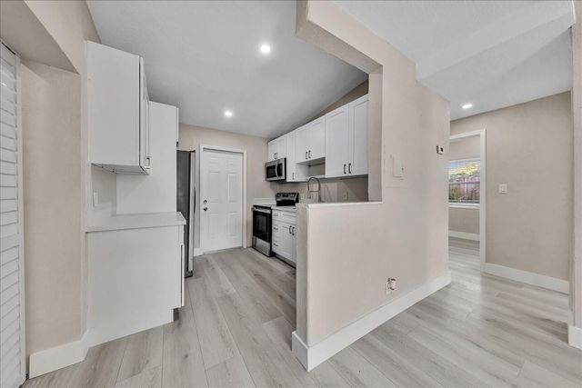 305 NE 8th Street, Pompano Beach, FL 33060