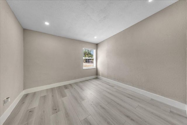 305 NE 8th Street, Pompano Beach, FL 33060