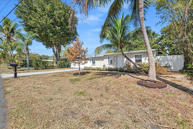 305 NE 8th Street, Pompano Beach, FL 33060