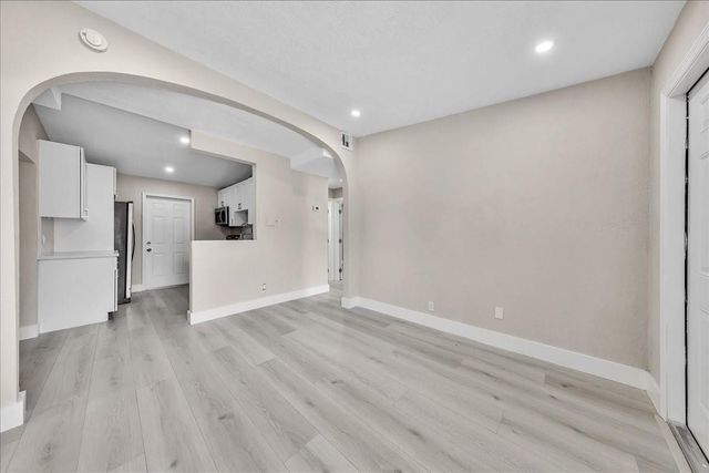 305 NE 8th Street, Pompano Beach, FL 33060