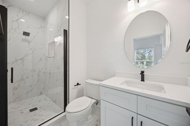 521 W HERRIOTT AVENUE, Oakland, FL 34760