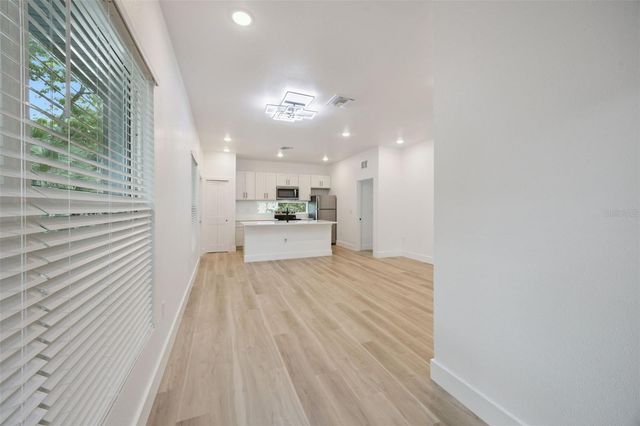 521 W HERRIOTT AVENUE, Oakland, FL 34760
