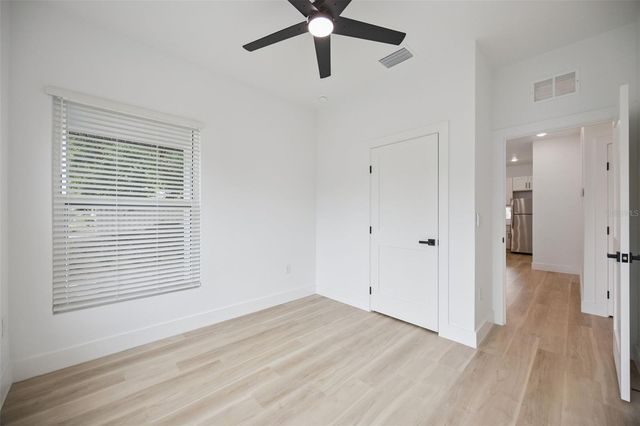 521 W HERRIOTT AVENUE, Oakland, FL 34760