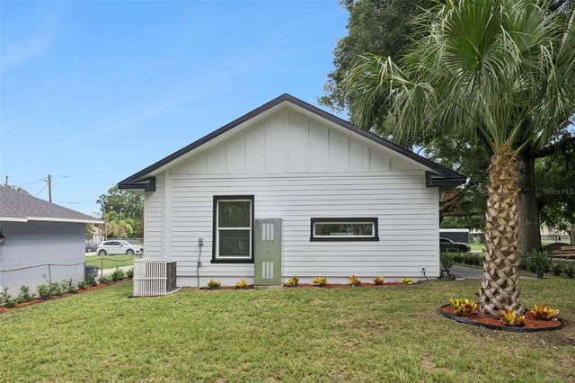 521 W HERRIOTT AVENUE, Oakland, FL 34760