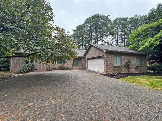 6 Sunset Drive, Whispering Pines, NC 28327